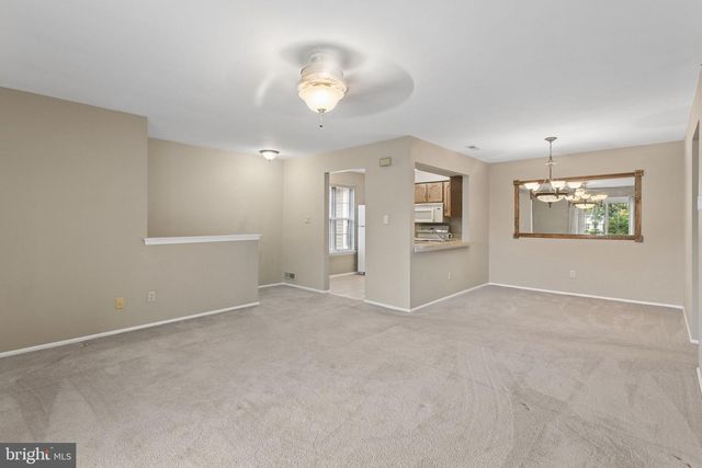 1017-B SCOTSWOOD CT, Mount Laurel, NJ 08054