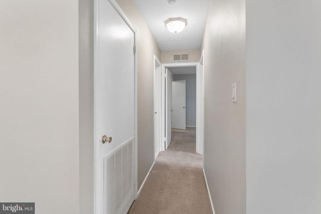 1017-B SCOTSWOOD CT, Mount Laurel, NJ 08054