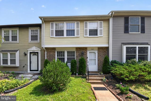 8307 PONDSIDE TER, Alexandria, VA 22309
