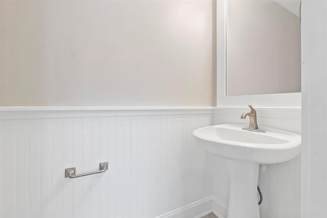 1725 Harvey Mitchell Parkway S 1112, College Station, TX 77840
