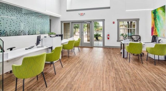 1725 Harvey Mitchell Parkway S 1112, College Station, TX 77840