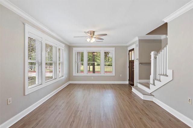 1725 Harvey Mitchell Parkway S 1112, College Station, TX 77840