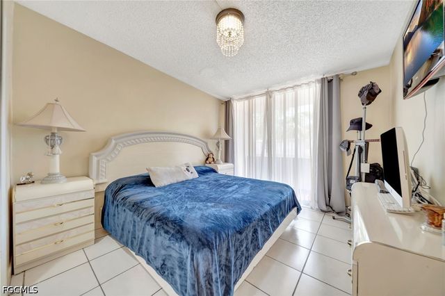 14154 Kendale Lakes CIR, Miami, FL 33183