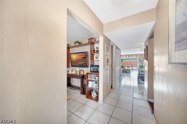 14154 Kendale Lakes CIR, Miami, FL 33183