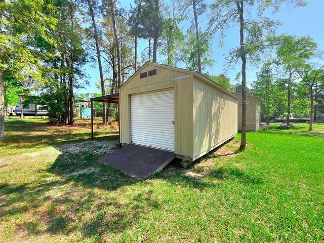 642 Kingwood Drive, Trinity, TX 75862