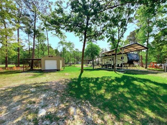 642 Kingwood Drive, Trinity, TX 75862