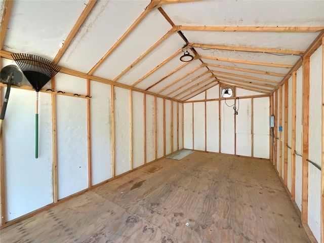 642 Kingwood Drive, Trinity, TX 75862