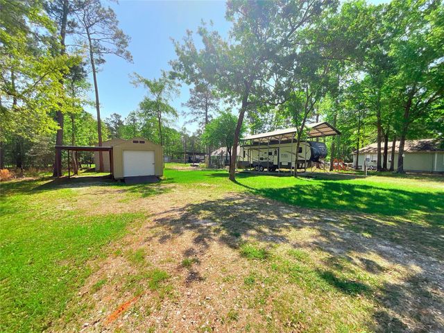 642 Kingwood Drive, Trinity, TX 75862