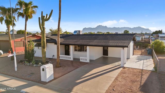 1409 S OCOTILLO Drive, Apache Junction, AZ 85120