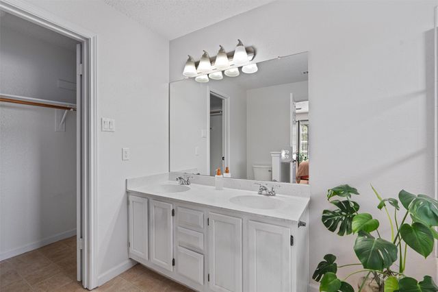 1406 Green Terrace DR, Round Rock, TX 78664