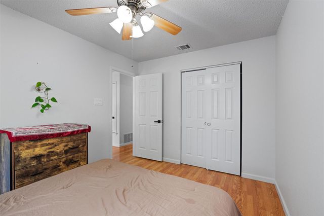 1406 Green Terrace DR, Round Rock, TX 78664