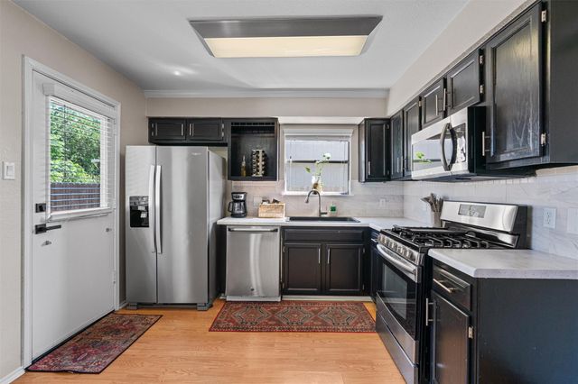 1406 Green Terrace DR, Round Rock, TX 78664