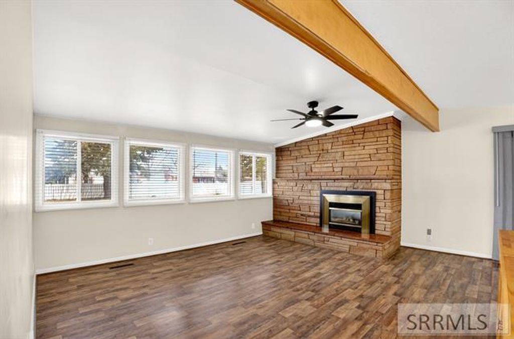 Image 2 of property listing at 600 Curtis Street, Blackfoot, ID 83221