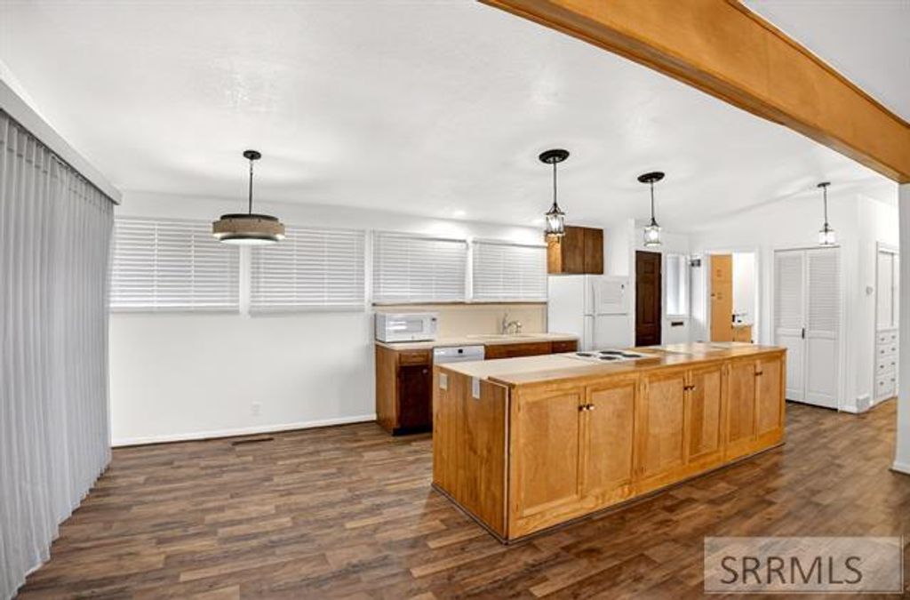 Image 3 of property listing at 600 Curtis Street, Blackfoot, ID 83221