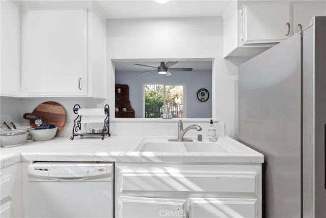 563 Wayland Court, Claremont, CA 91711