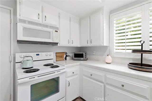 563 Wayland Court, Claremont, CA 91711