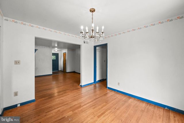 112 REMBRANDT DR, Lancaster, PA 17603