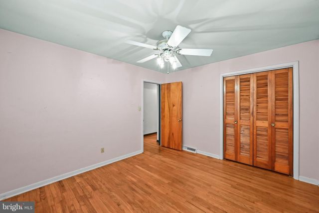 112 REMBRANDT DR, Lancaster, PA 17603