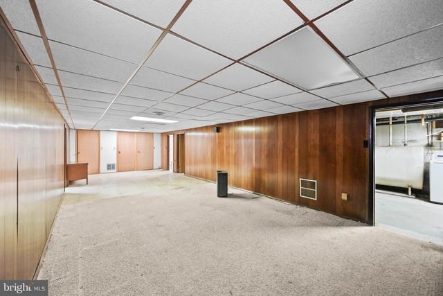 112 REMBRANDT DR, Lancaster, PA 17603