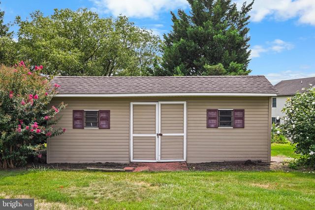 112 REMBRANDT DR, Lancaster, PA 17603