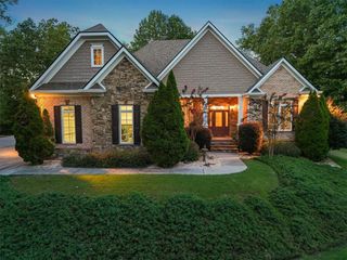 195 Fredericks Cove, Dawsonville, GA 30534