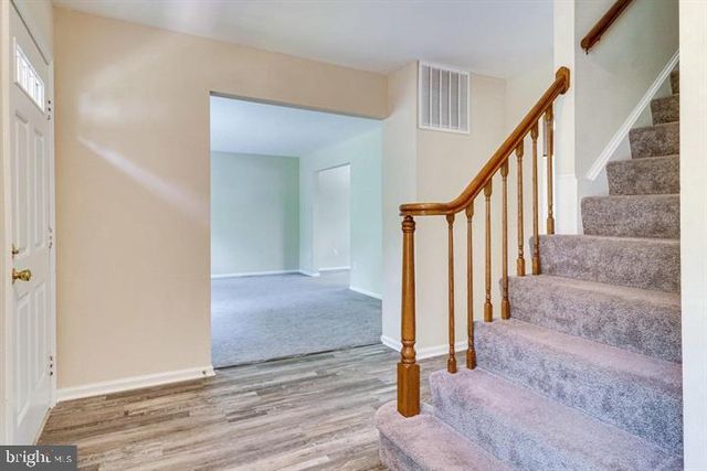 9707 GLENWAY CT, Burke, VA 22015