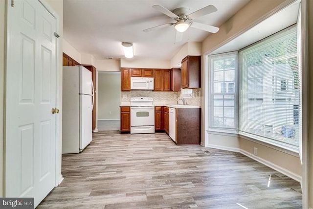 9707 GLENWAY CT, Burke, VA 22015