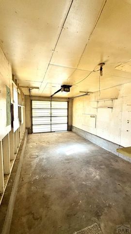 634 S Prairie Ave, Pueblo, CO 81005