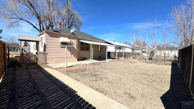 634 S Prairie Ave, Pueblo, CO 81005