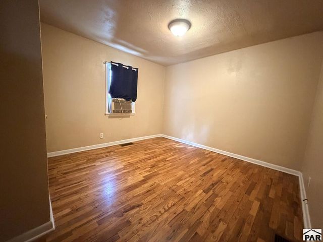 1127 W 16th St, Pueblo, CO 81003