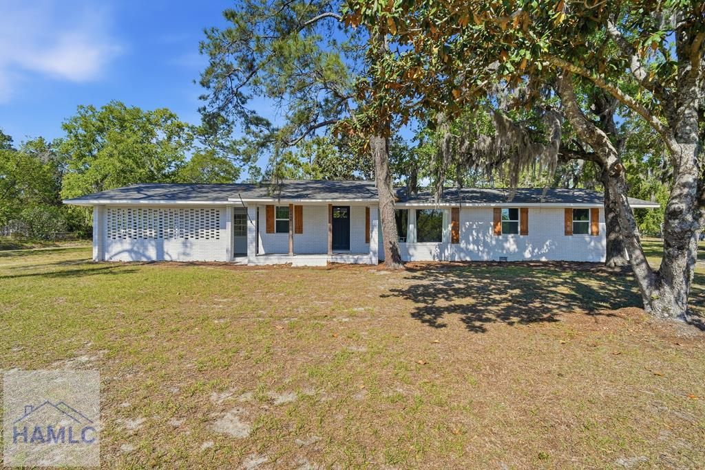 2448 Ware Street, Blackshear, GA 31516