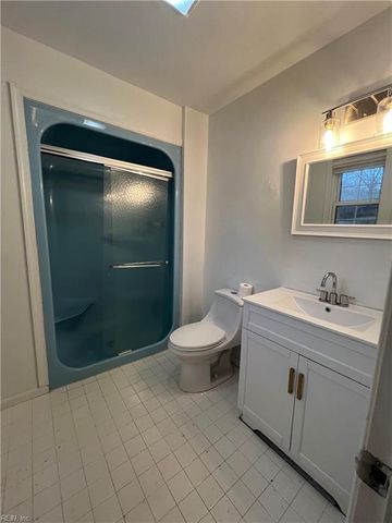 115 Myers RD, Yorktown, VA 23693