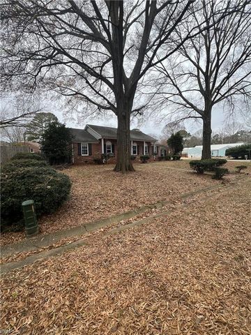 115 Myers RD, Yorktown, VA 23693