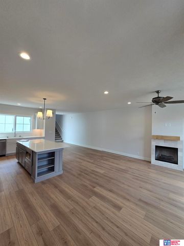 705 Blue Sage Boulevard, Lincoln, NE 68521