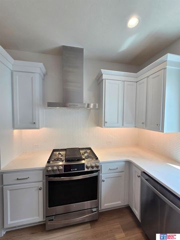 705 Blue Sage Boulevard, Lincoln, NE 68521