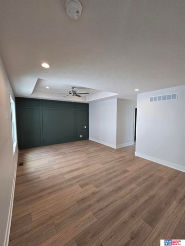 705 Blue Sage Boulevard, Lincoln, NE 68521