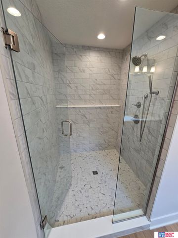 705 Blue Sage Boulevard, Lincoln, NE 68521