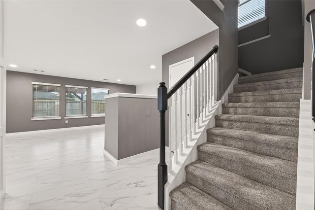 9226 Macmillan Lane, Houston, TX 77083