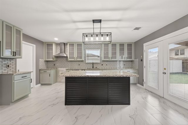 9226 Macmillan Lane, Houston, TX 77083