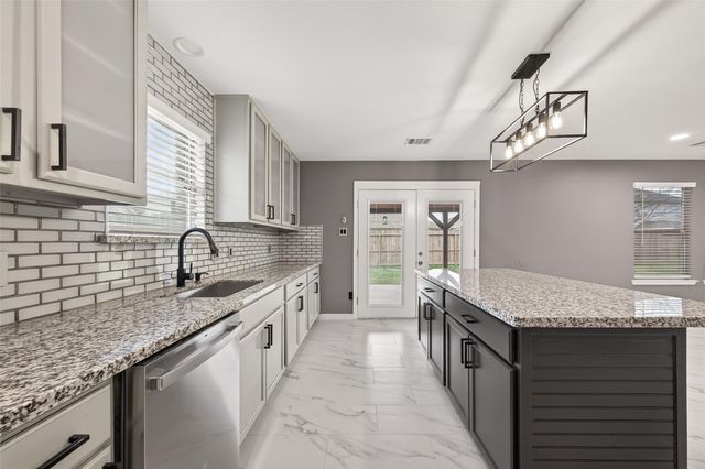 9226 Macmillan Lane, Houston, TX 77083