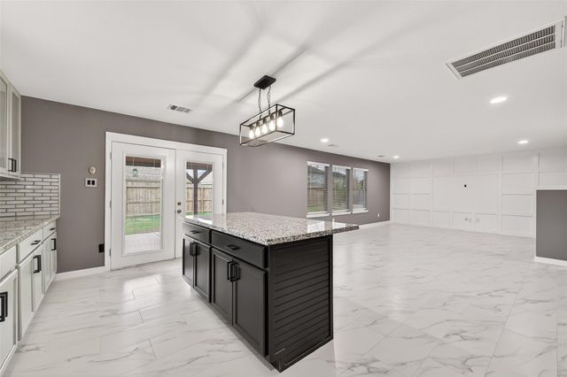 9226 Macmillan Lane, Houston, TX 77083