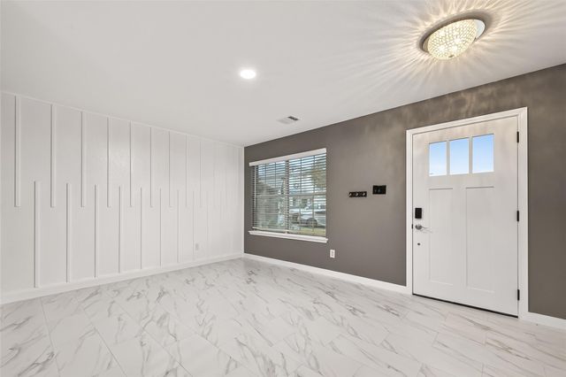 9226 Macmillan Lane, Houston, TX 77083