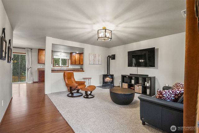 7809 87th Avenue NE, Marysville, WA 98270