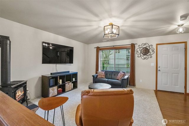 7809 87th Avenue NE, Marysville, WA 98270