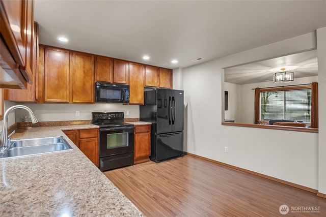 7809 87th Avenue NE, Marysville, WA 98270