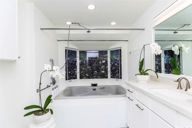 46-148 Yacht Club Place, Kaneohe, HI 96744