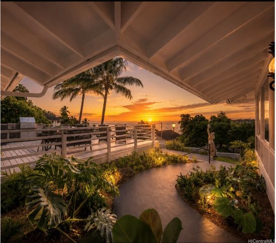 46-148 Yacht Club Place, Kaneohe, HI 96744