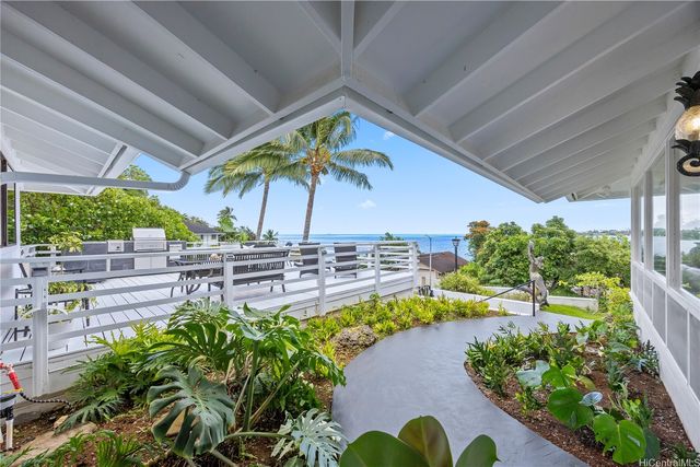 46-148 Yacht Club Place, Kaneohe, HI 96744