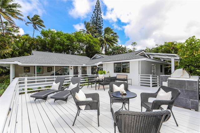 46-148 Yacht Club Place, Kaneohe, HI 96744