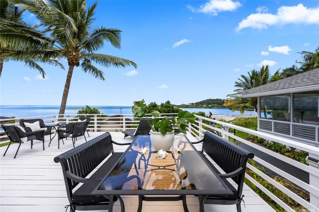 46-148 Yacht Club Place, Kaneohe, HI 96744